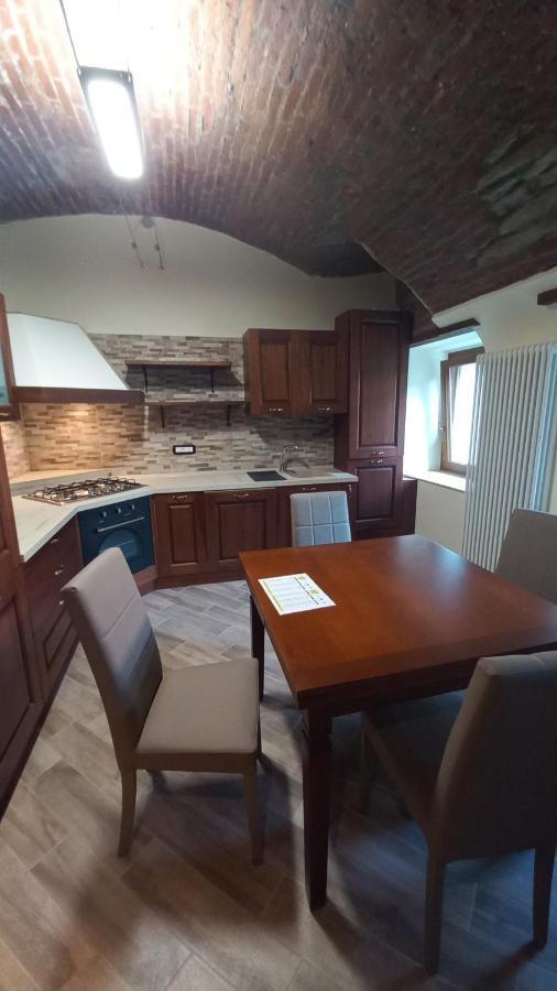 Cremolino La Maison Du Chateau מראה חיצוני תמונה